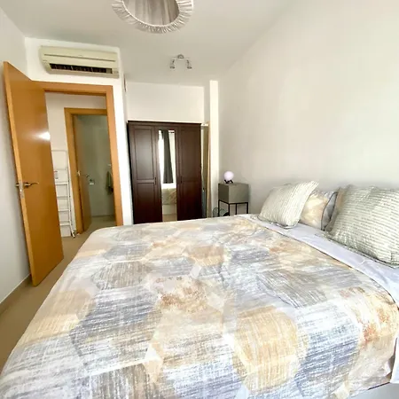 Tranquilo Y Con Terraza شقة