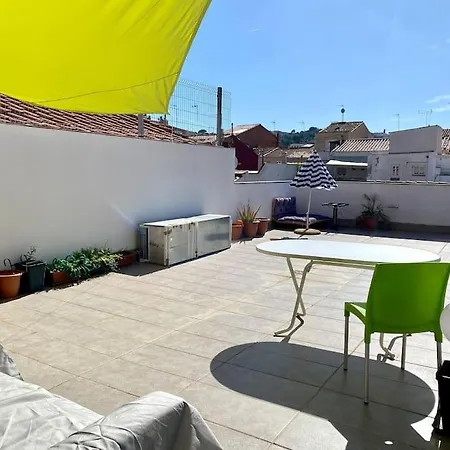 Tranquilo Y Con Terraza