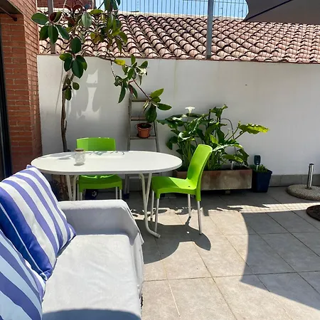 Tranquilo Y Con Terraza Apartment Terrassa